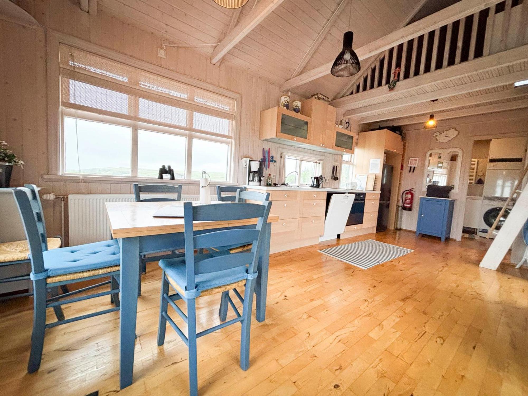 Ashamrar Apartment Hella Bagian luar foto